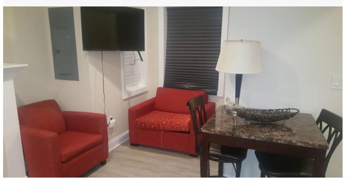 Beautiful New 4 Bedroom 3 Bath Family Or 1 Bedroom Nr Howard U Downtown Nw Dc Bed and breakfast *