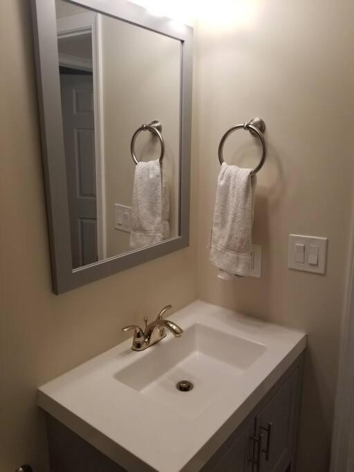 Bed and breakfast Beautiful New 4 Bedroom 3 Bath Family Or 1 Bedroom Nr Howard U Downtown Nw Dc *