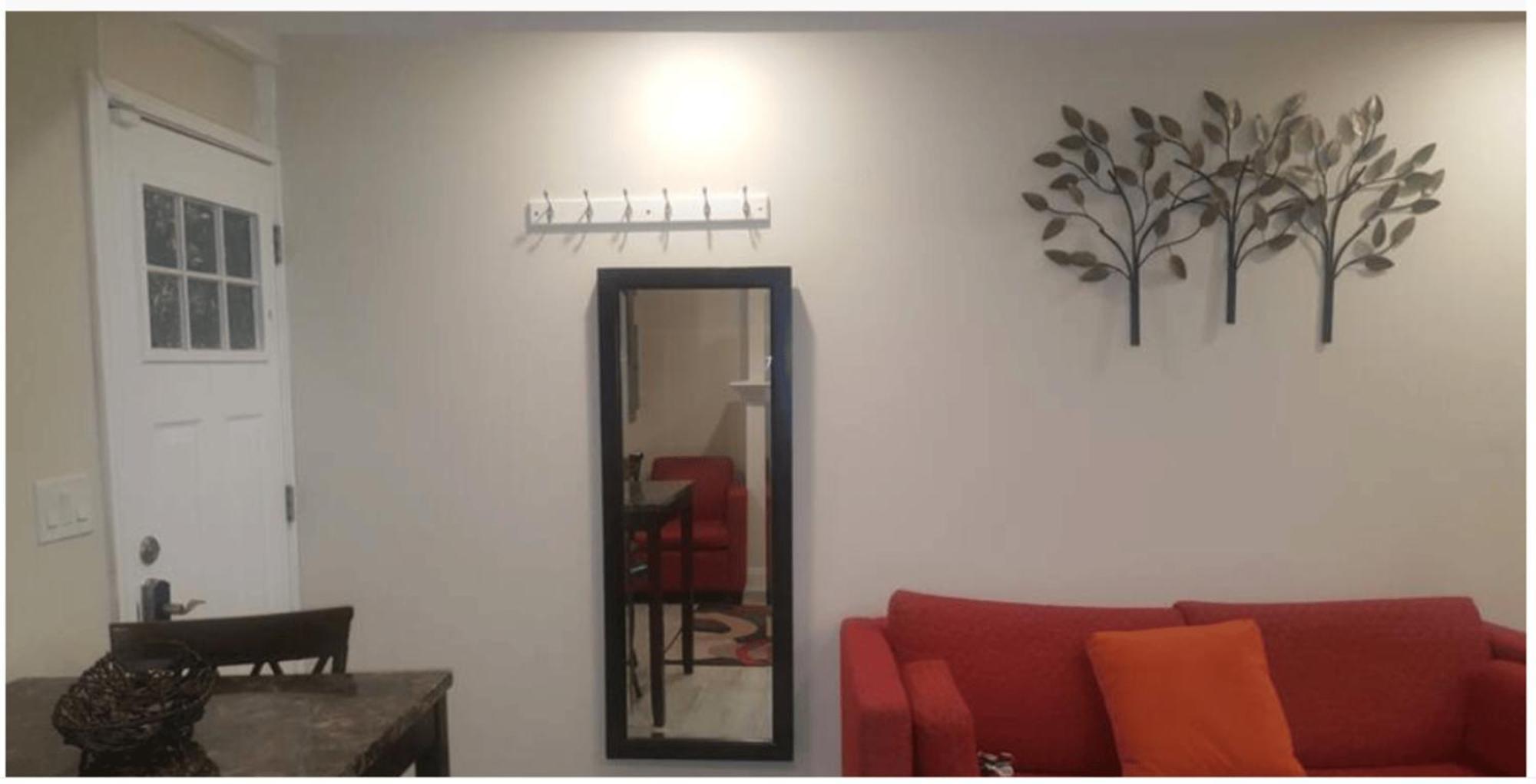 Beautiful New 4 Bedroom 3 Bath Family Or 1 Bedroom Nr Howard U Downtown Nw Dc Bed and breakfast Washington